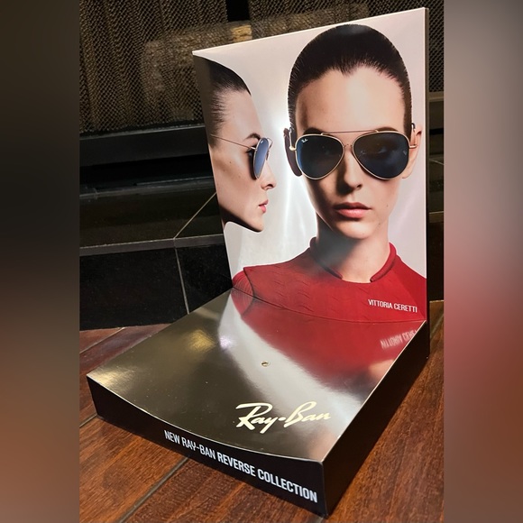 Ray-Ban “REVERSE COLLECTION” L-Shape Retail Counter Display Stand-Mint Condition - Picture 15 of 16